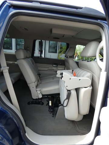 Used 2005 Dodge Durango Limited w/ Trailer Tow Group AWD/4WD image 56