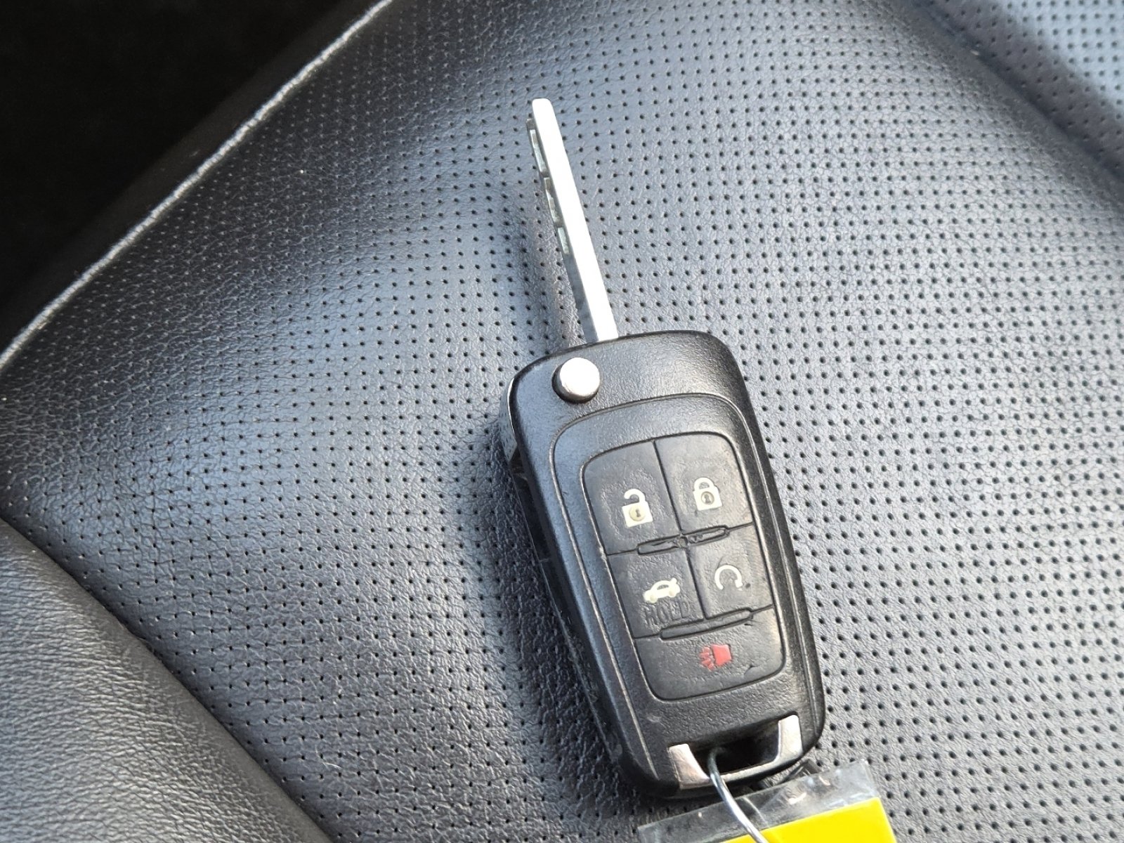 Used 2017 Chevrolet Equinox Premier w/ Enhanced Convenience Package image 31