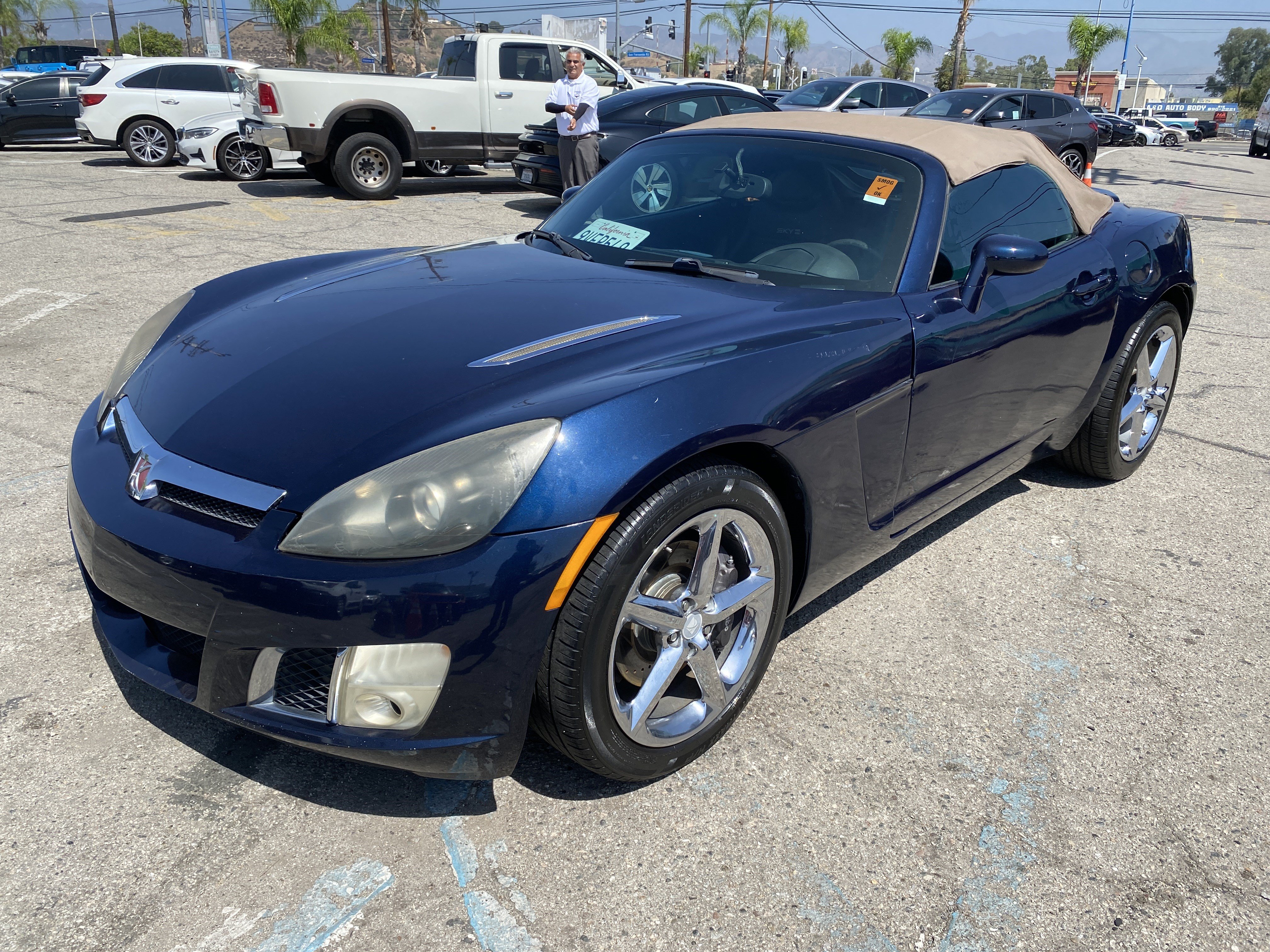 Used 2008 Saturn Sky Red Line RWD image 2