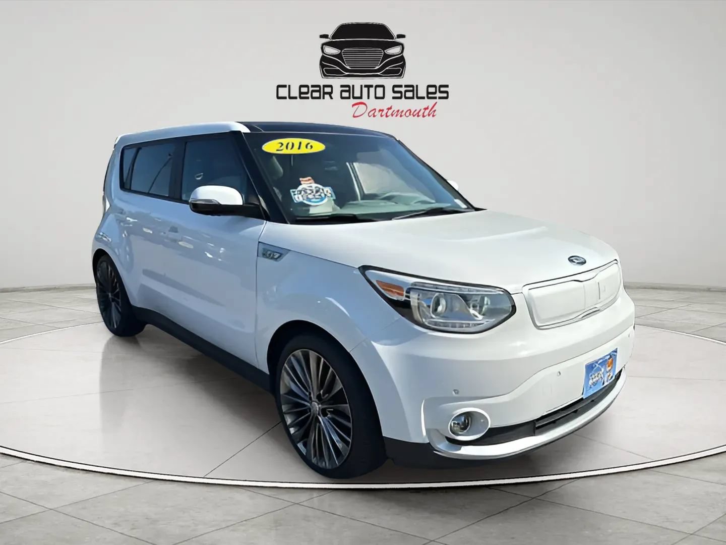 Used 2016 Kia Soul EV + w/ Sun & Fun Package FWD image 1