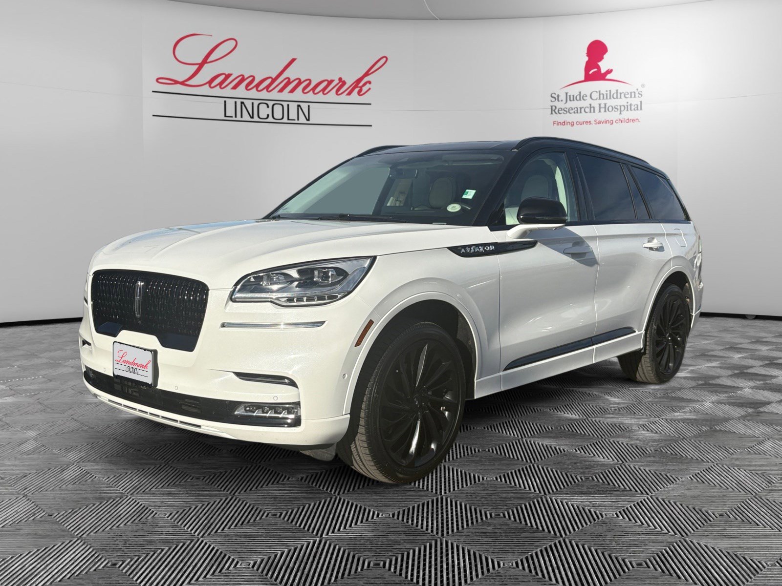 Certified 2023 Lincoln Aviator Black Label