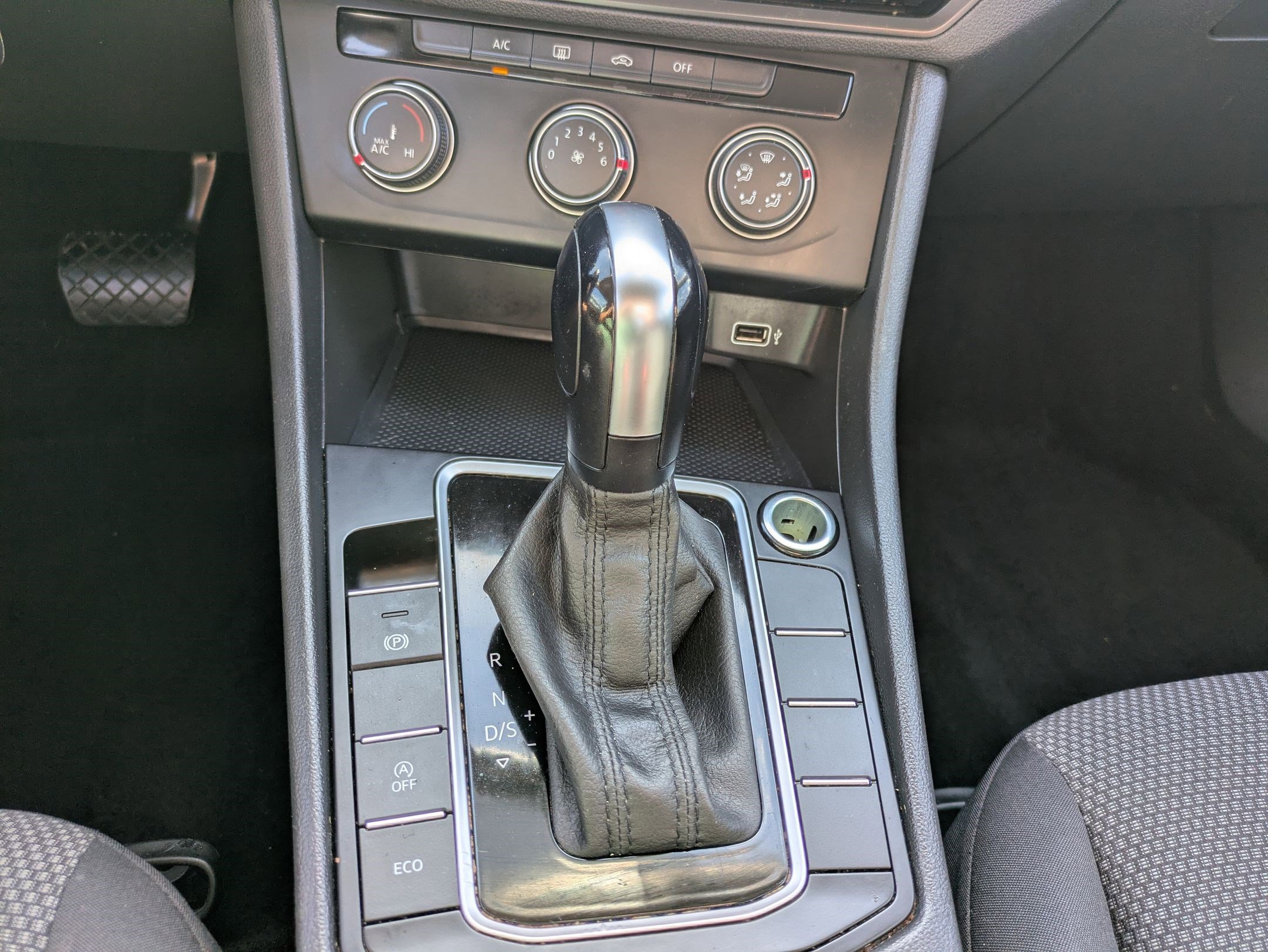 Used 2019 Volkswagen Jetta S w/ Driver Assistance Package FWD image 26