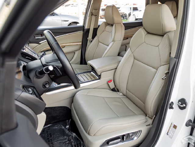 Used 2020 Acura MDX w/ Technology Package AWD/4WD image 14
