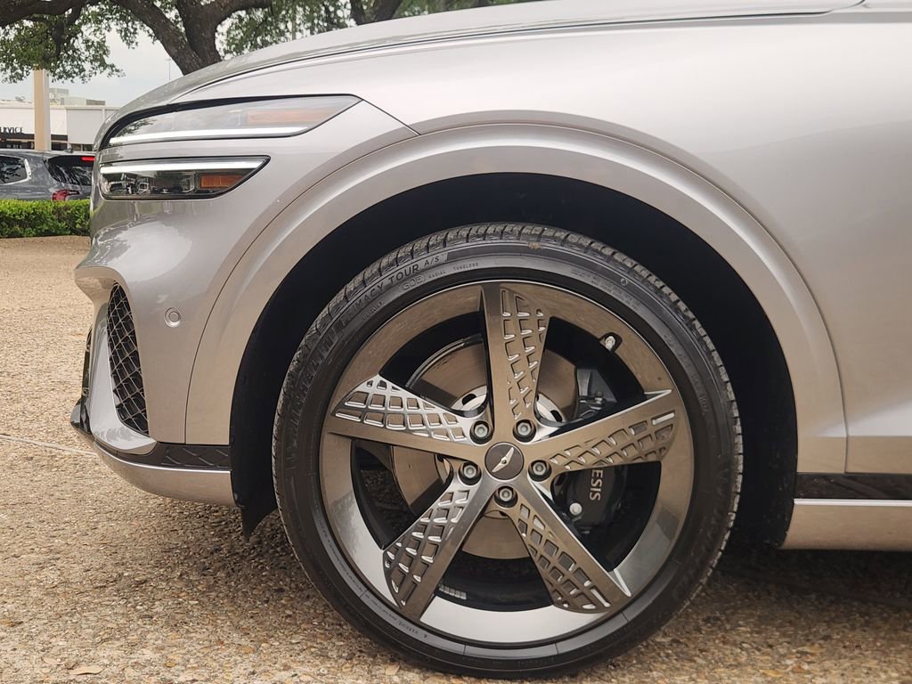 Used 2024 Genesis GV70 3.5T Sport w/ Sport Advanced Package AWD/4WD image 7