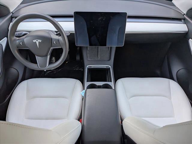 Used 2021 Tesla Model Y Long Range image 19