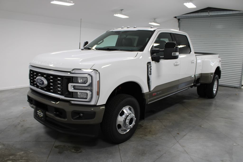 New 2026 Ford F350 King Ranch AWD/4WD image 3