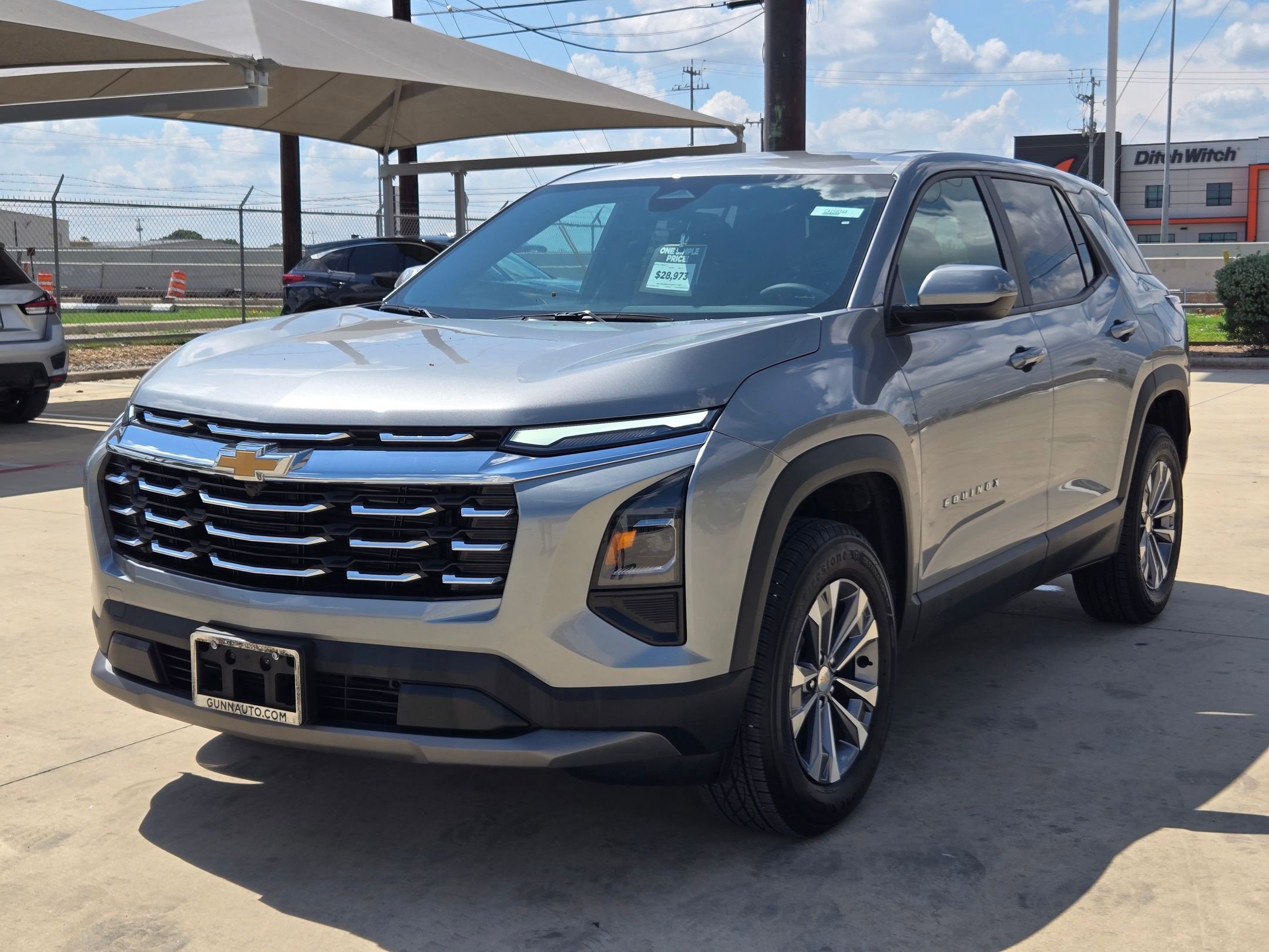 Certified 2026 Chevrolet Equinox LT FWD image 3