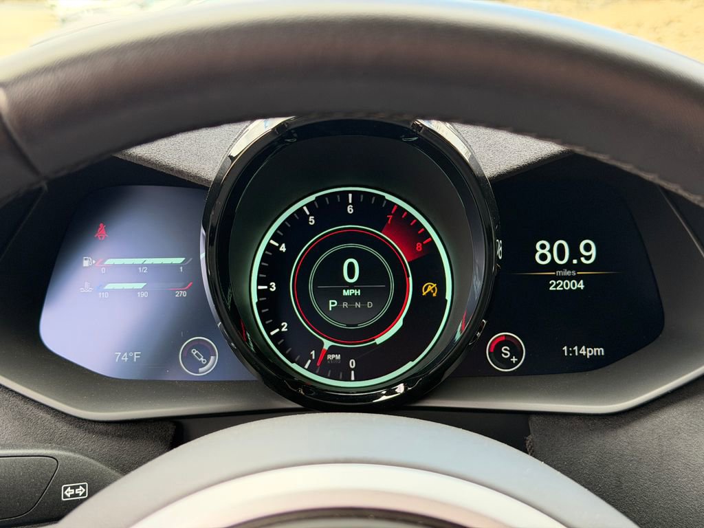 Used 2020 Aston Martin V8 Vantage Coupe image 6