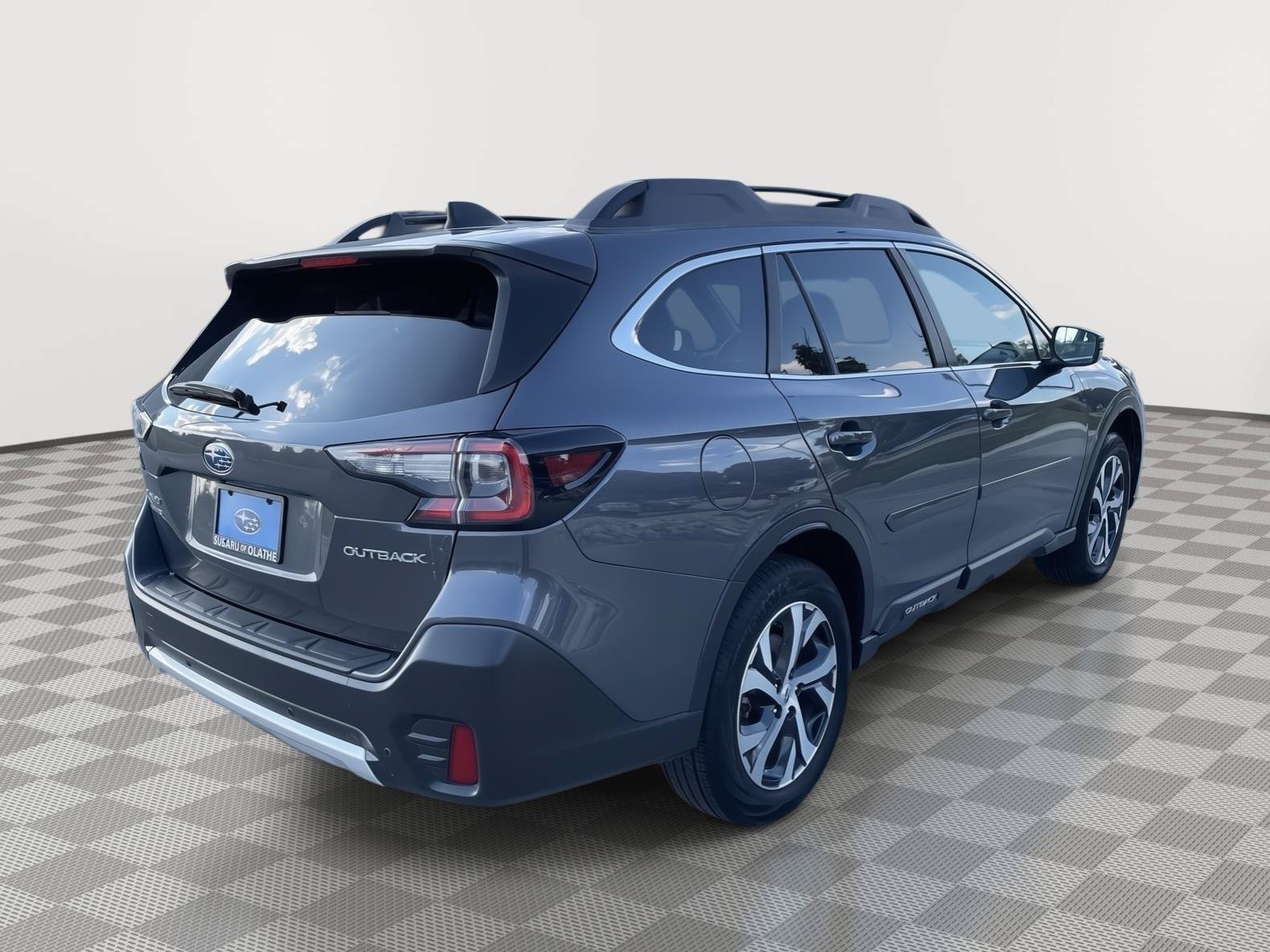 Used 2022 Subaru Outback Limited AWD/4WD image 15