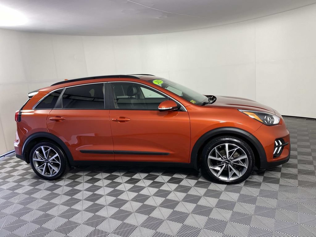 Used 2022 Kia Niro Touring Special Edition FWD image 10