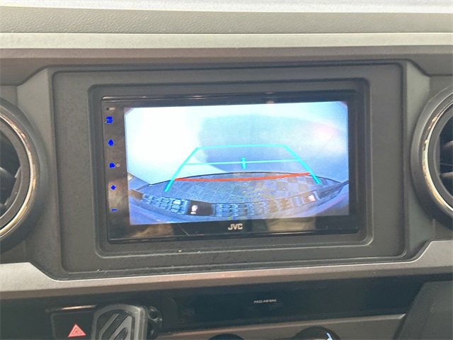 Used 2018 Toyota Tacoma TRD Sport image 12