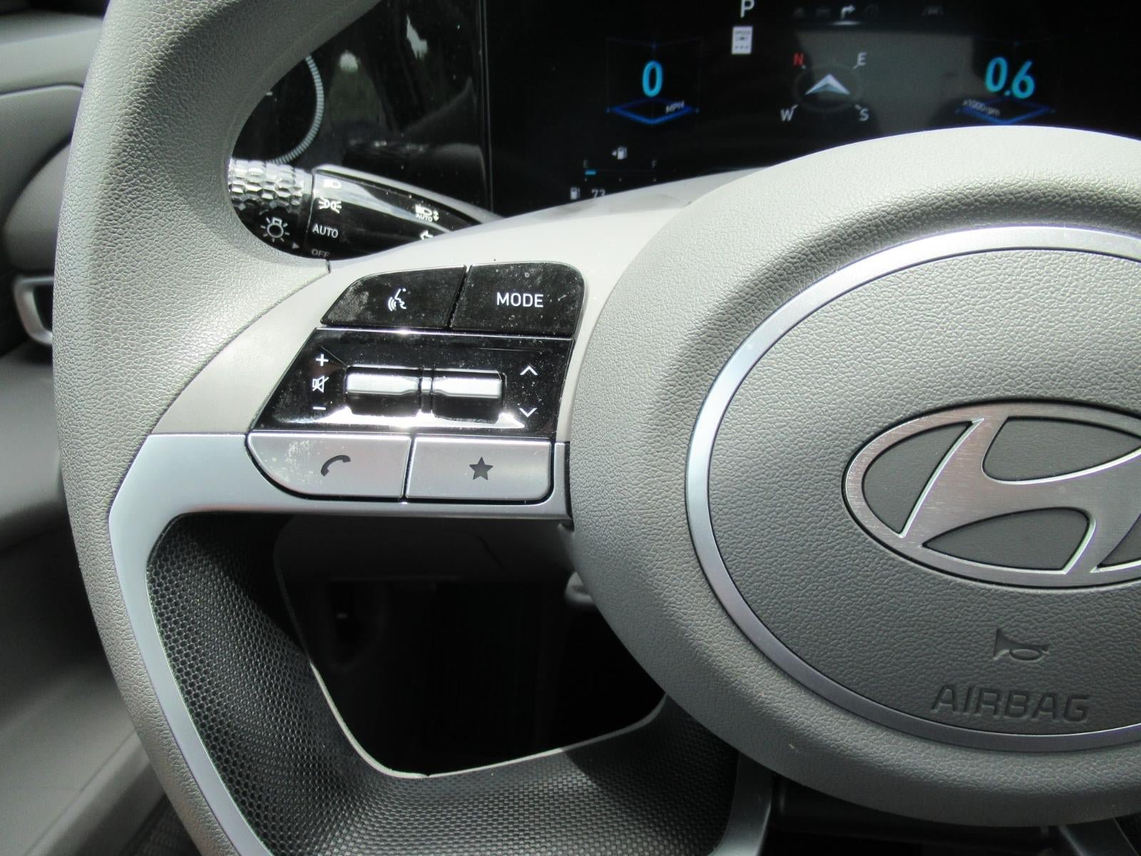 Used 2024 Hyundai Elantra SEL FWD image 23