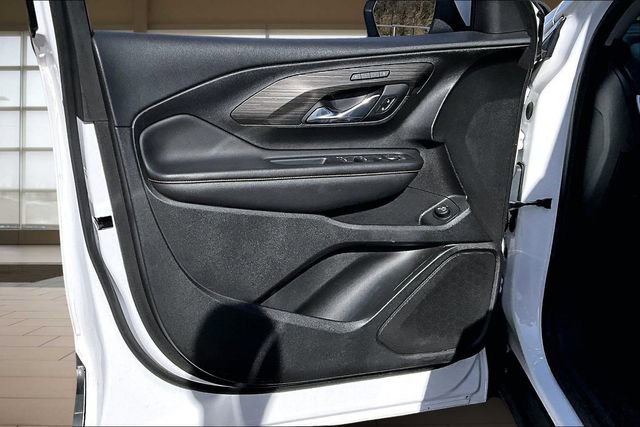 Used 2021 GMC Terrain SLT image 23