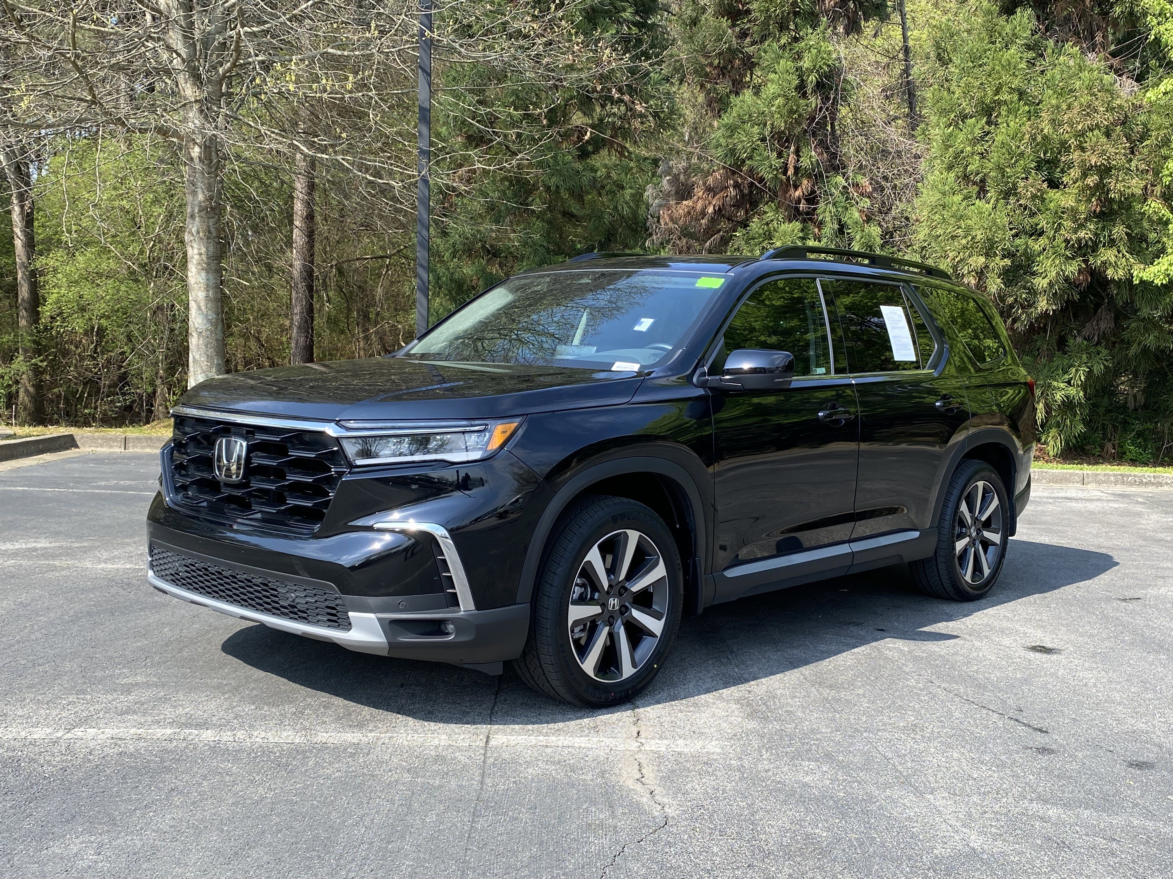 Used 2024 Honda Pilot Touring image 5