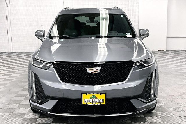 Used 2021 Cadillac XT6 Sport AWD/4WD image 3