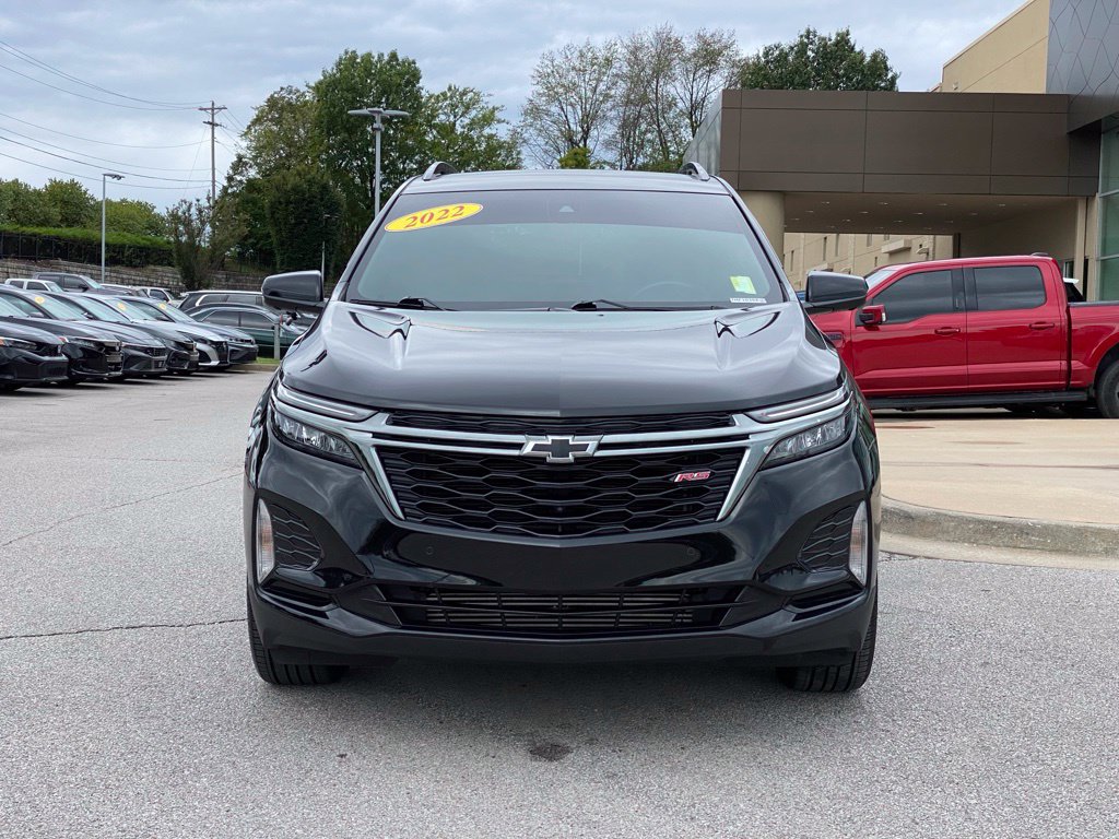 Used 2022 Chevrolet Equinox RS w/ RS Leather Package AWD/4WD image 2