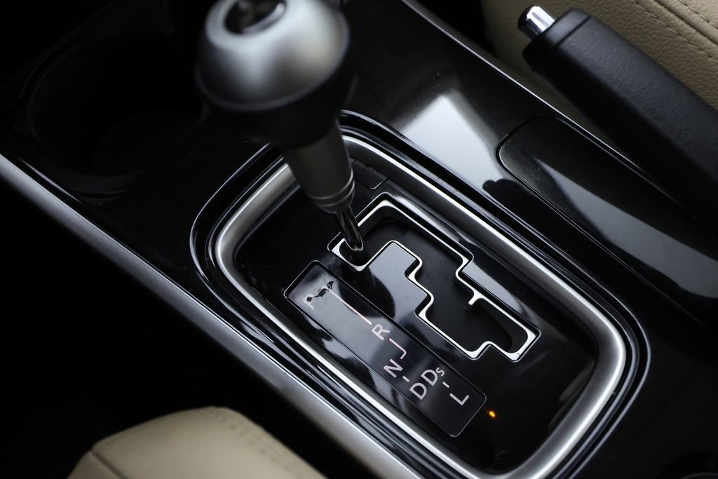 Used 2018 Mitsubishi Outlander SEL FWD image 25
