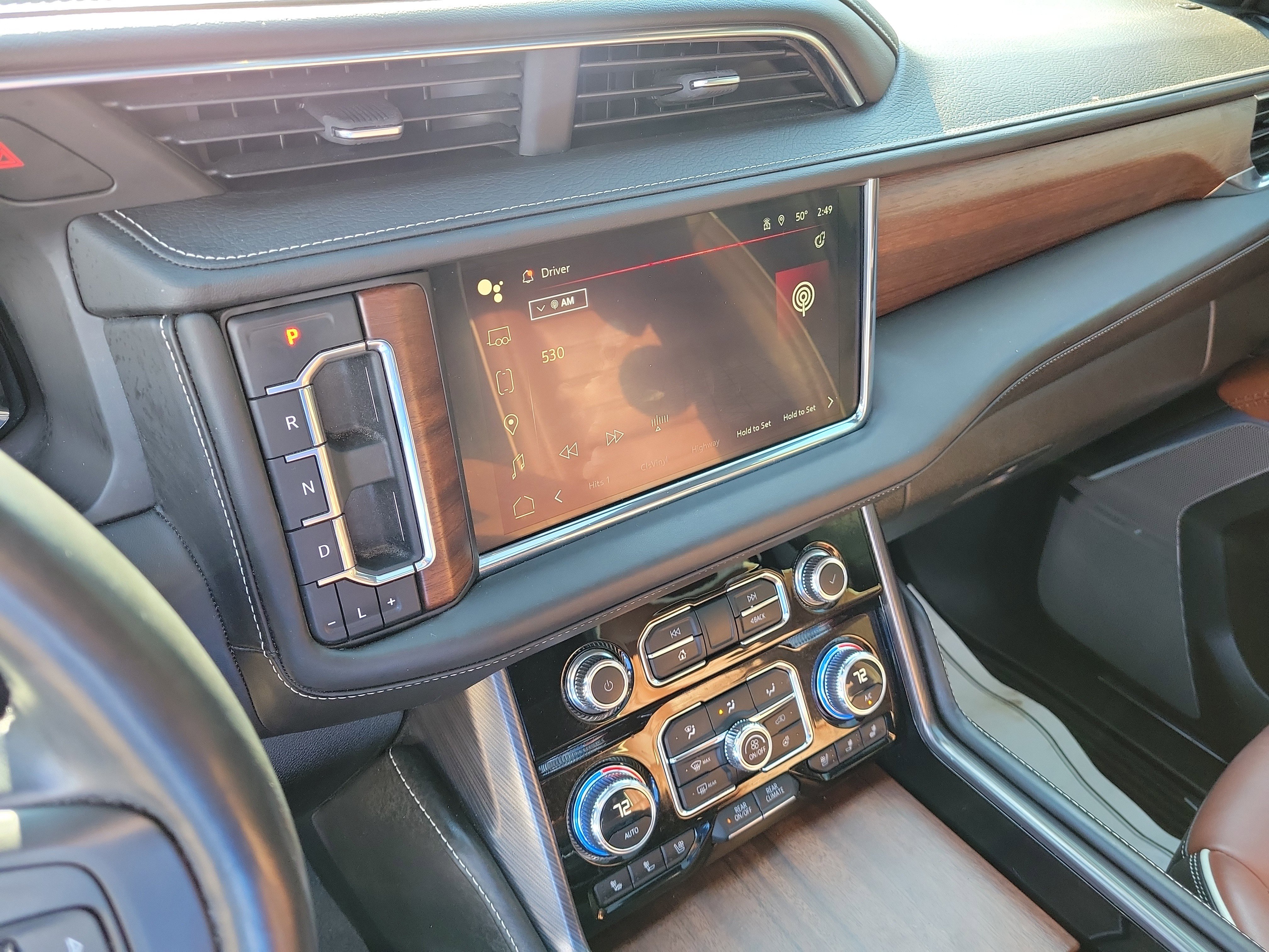 Used 2023 GMC Yukon Denali Ultimate image 29