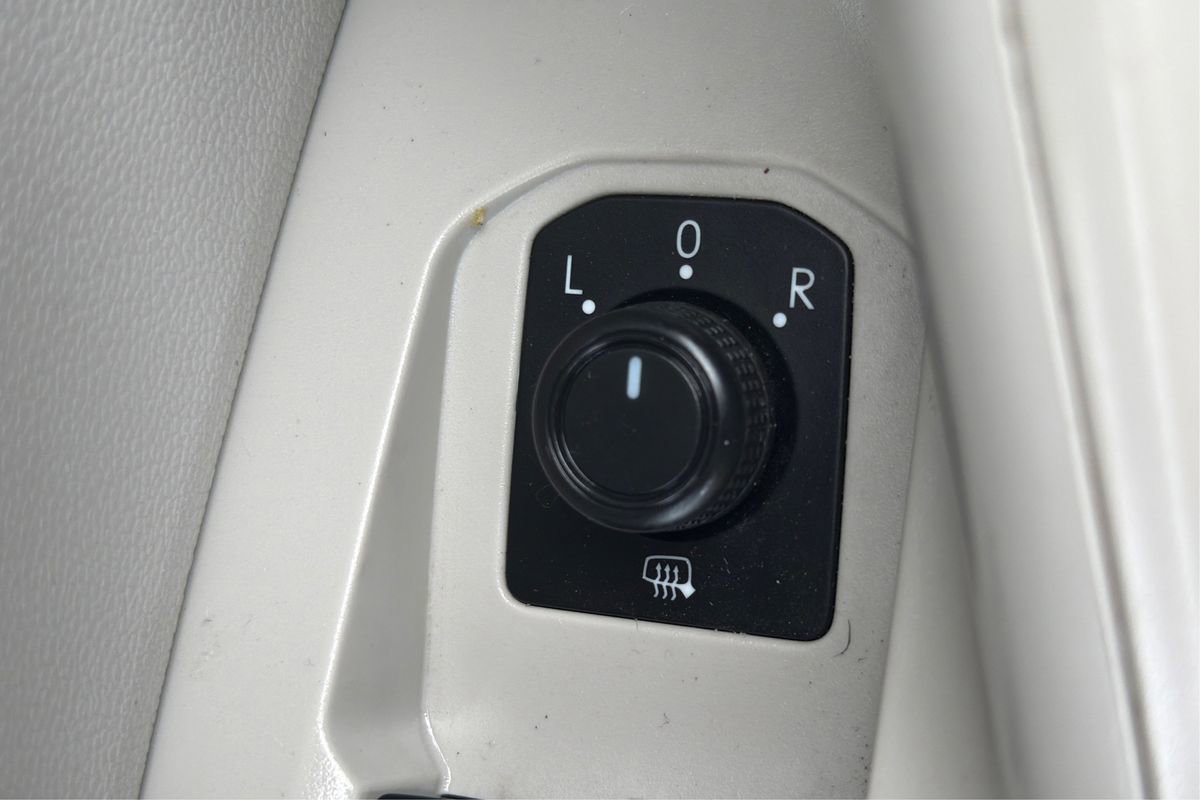 Used 2019 Volkswagen Jetta S w/ Driver Assistance Package FWD image 35