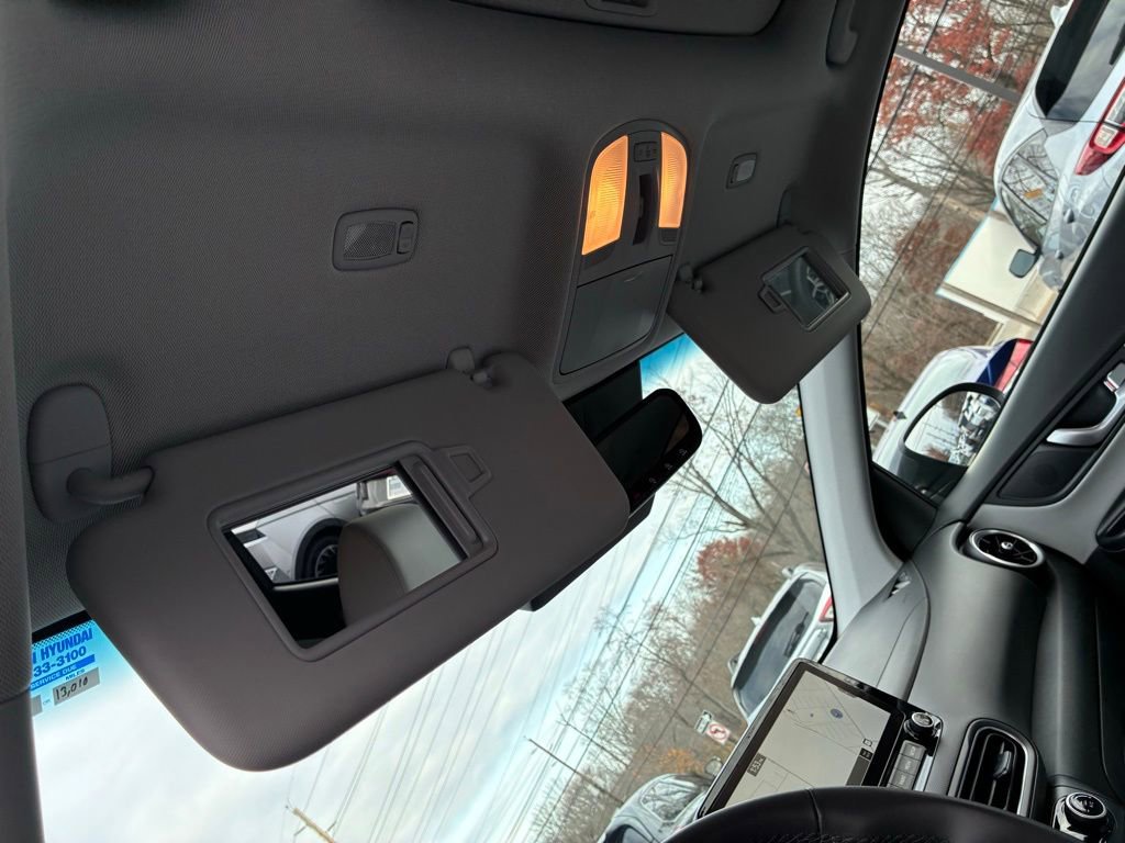 Used 2023 Hyundai Kona Limited image 43