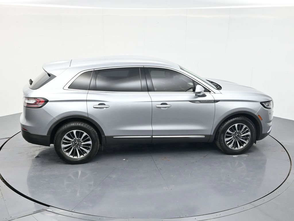 Used 2022 Lincoln Nautilus AWD w/ Premium Package image 40