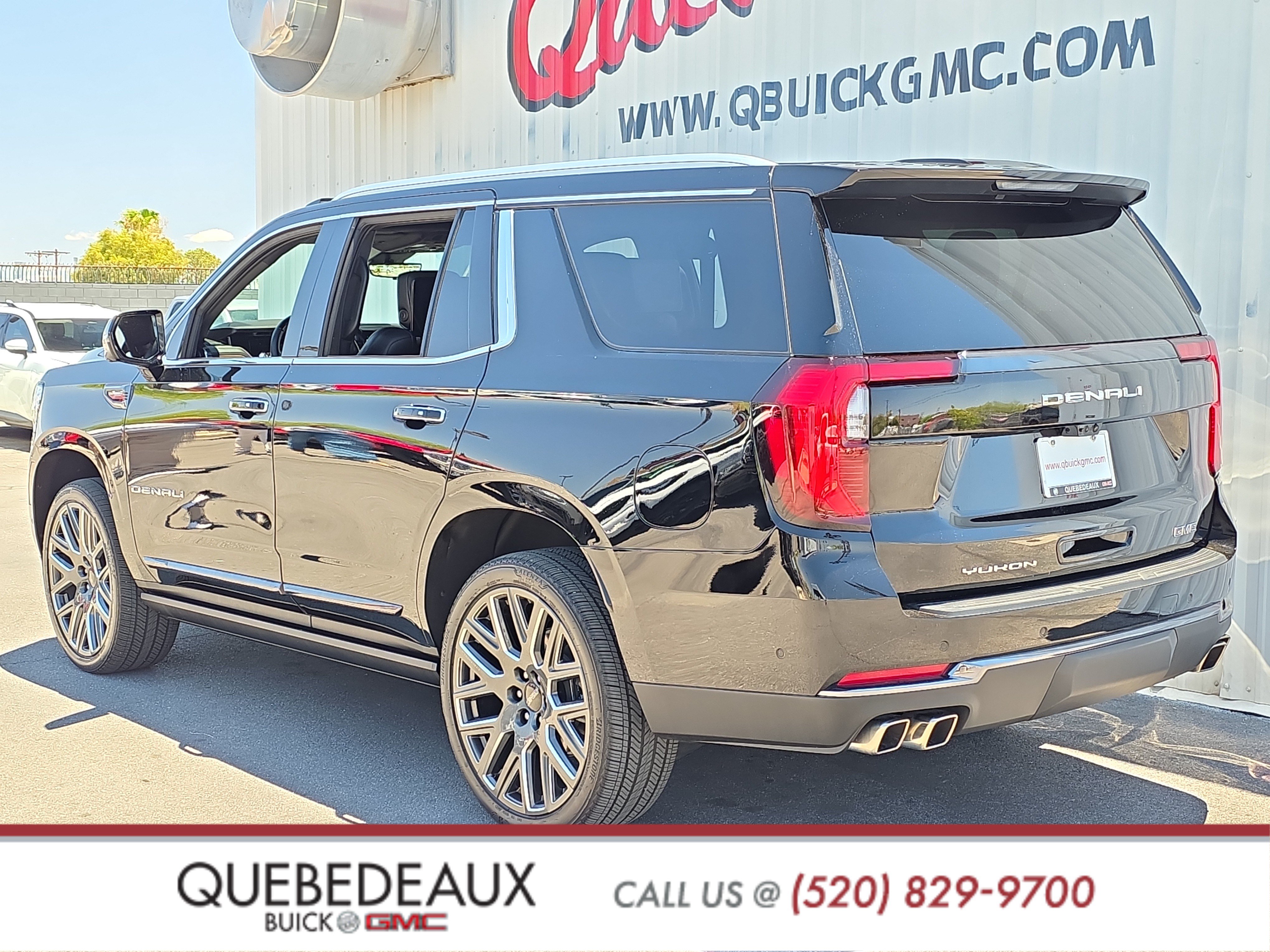 Used 2025 GMC Yukon Denali Ultimate AWD/4WD image 5