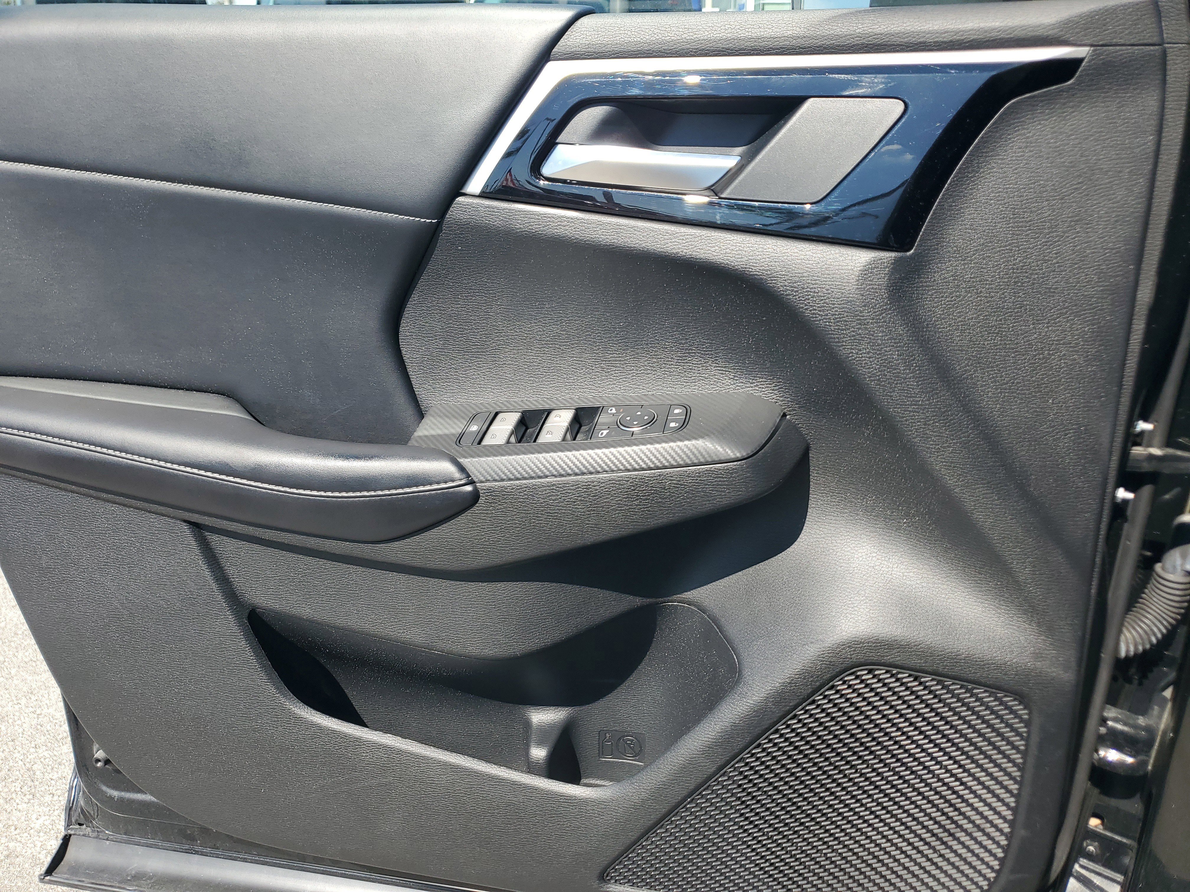 Used 2022 Mitsubishi Outlander SEL Black Edition image 27