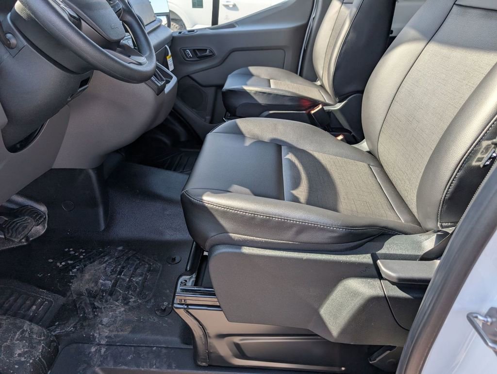 New 2026 Ford Transit 250 148 Medium Roof image 19