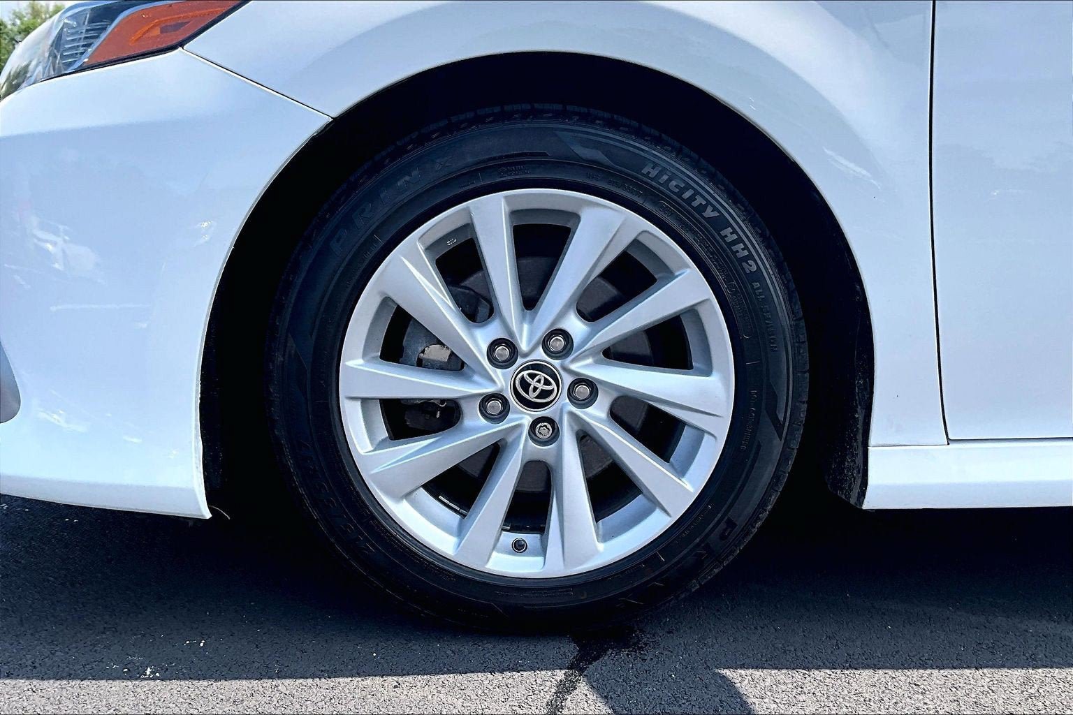 Used 2021 Toyota Camry LE w/ Convenience Package FWD image 9