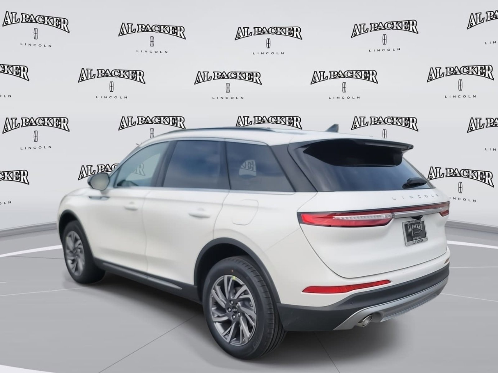 New 2026 Lincoln Corsair Premiere image 3