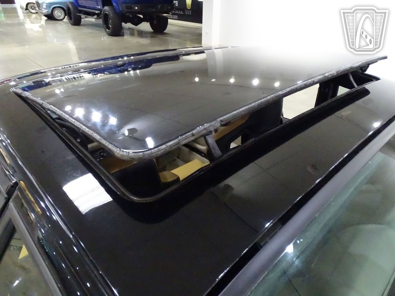 Used 1987 Porsche 944 S RWD image 30