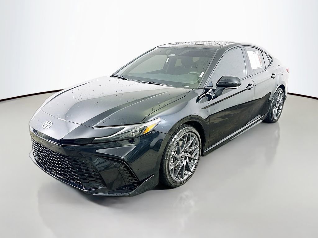 Used 2025 Toyota Camry XSE video 3