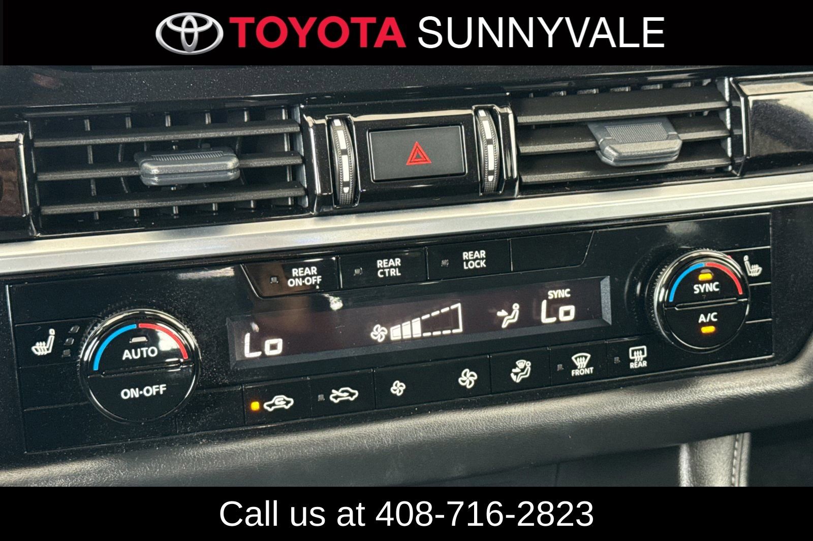 Used 2025 Nissan Pathfinder SV FWD image 25