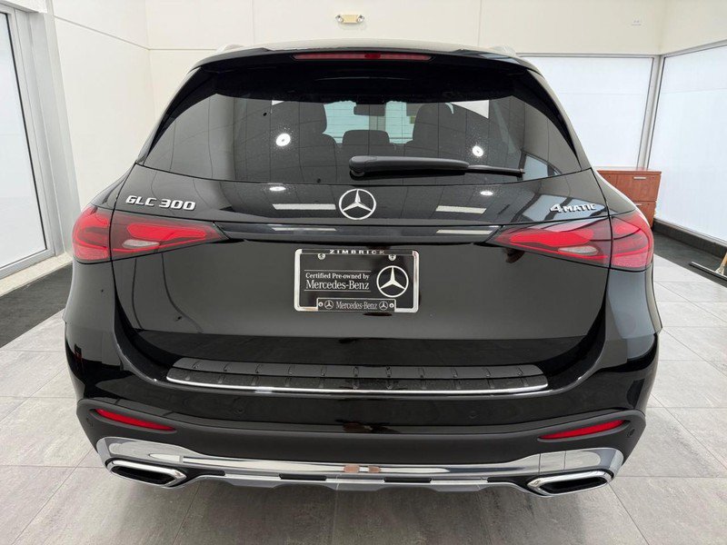 Used 2026 Mercedes-Benz GLC 300 4MATIC image 3