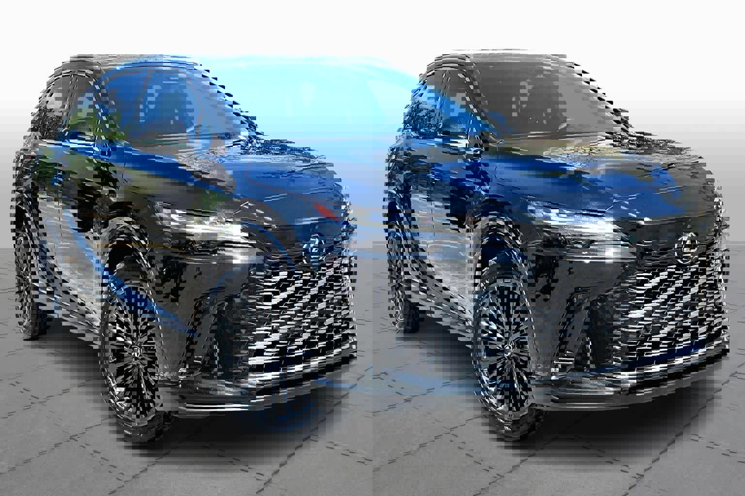 Used 2025 Lexus RX 350 Premium w/ Convenience Package image 3