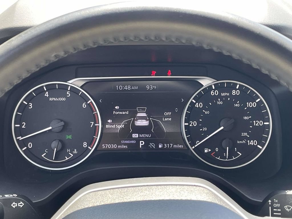 Used 2025 Nissan Rogue SV w/ SV Premium Package FWD image 30