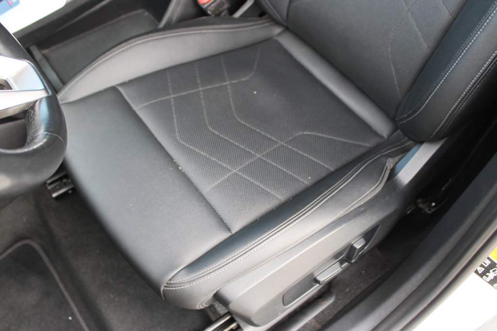 Used 2023 BMW X1 xDrive28i AWD/4WD image 18