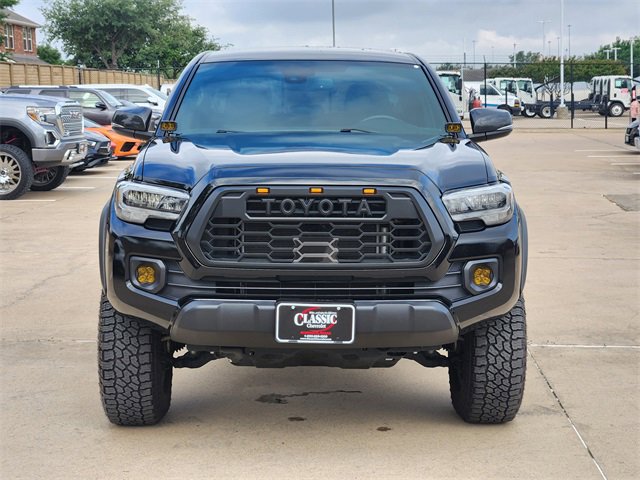Used 2023 Toyota Tacoma TRD Off-Road AWD/4WD image 11