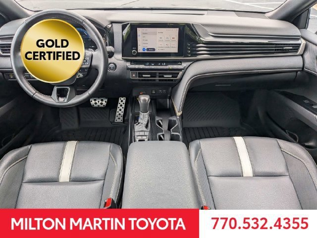 Used 2025 Toyota Camry SE FWD image 6