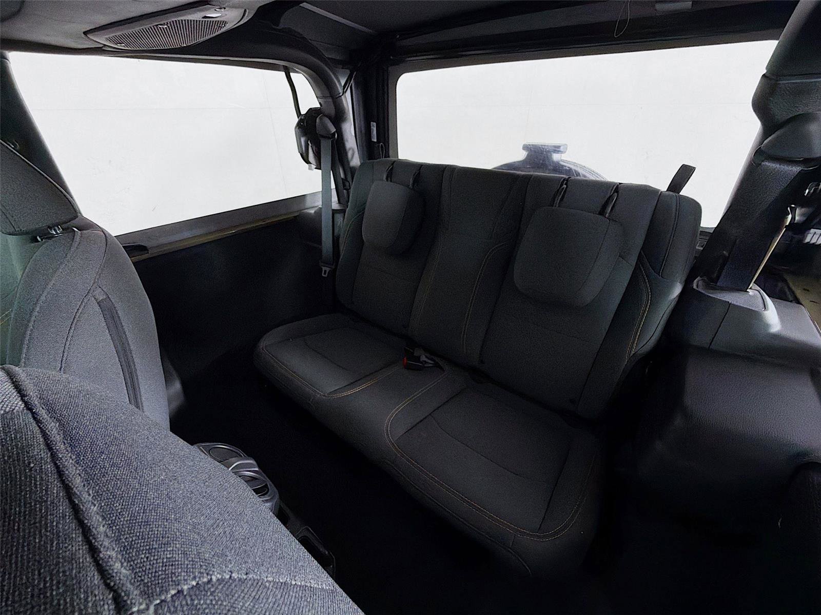 Used 2025 Jeep Wrangler Sport AWD/4WD image 20