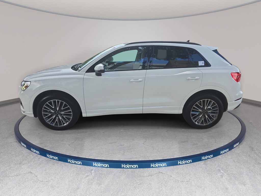 Used 2023 Audi Q3 2.0T Premium w/ Convenience Package AWD/4WD image 9