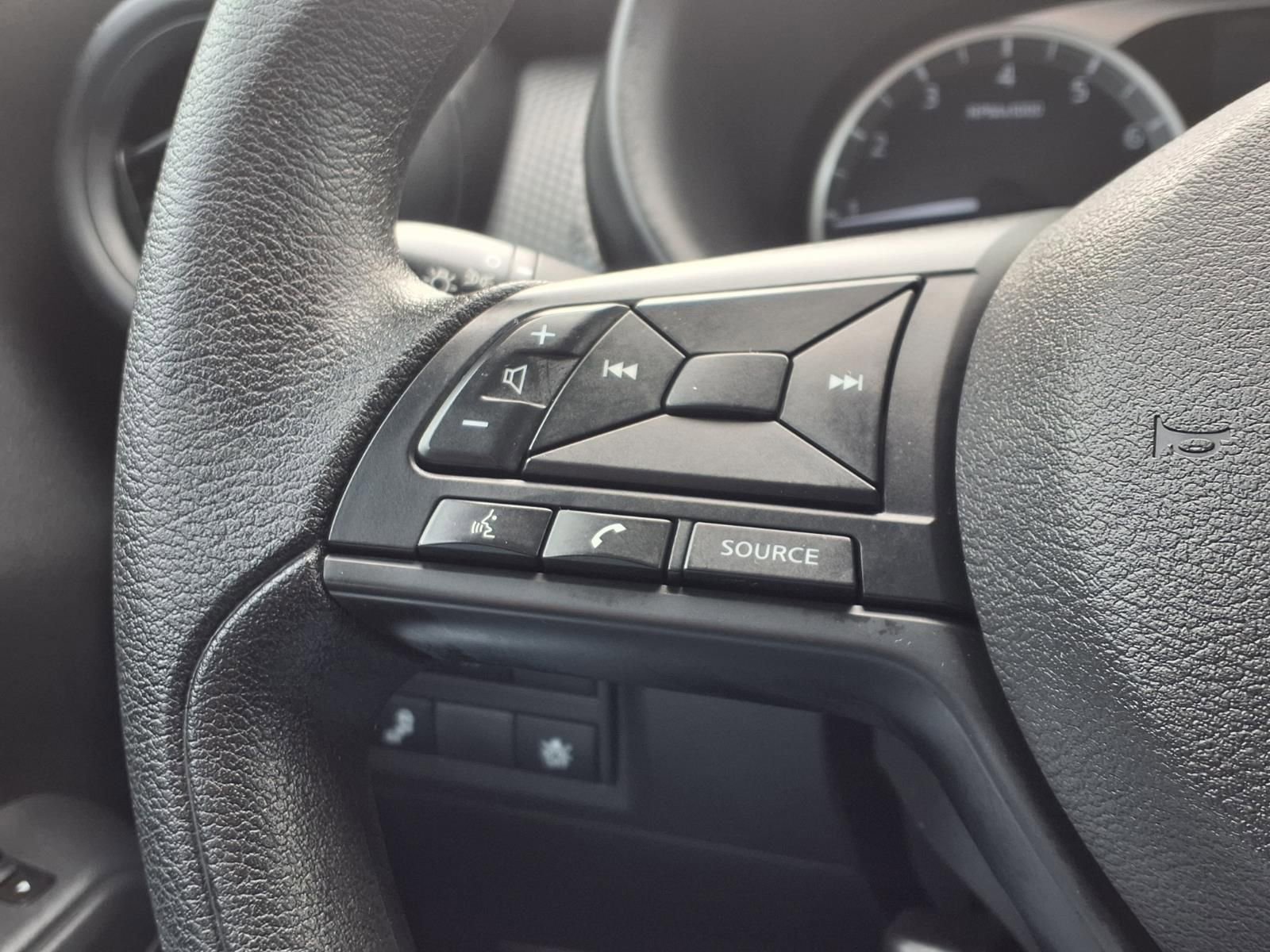 Used 2024 Nissan Kicks S image 21