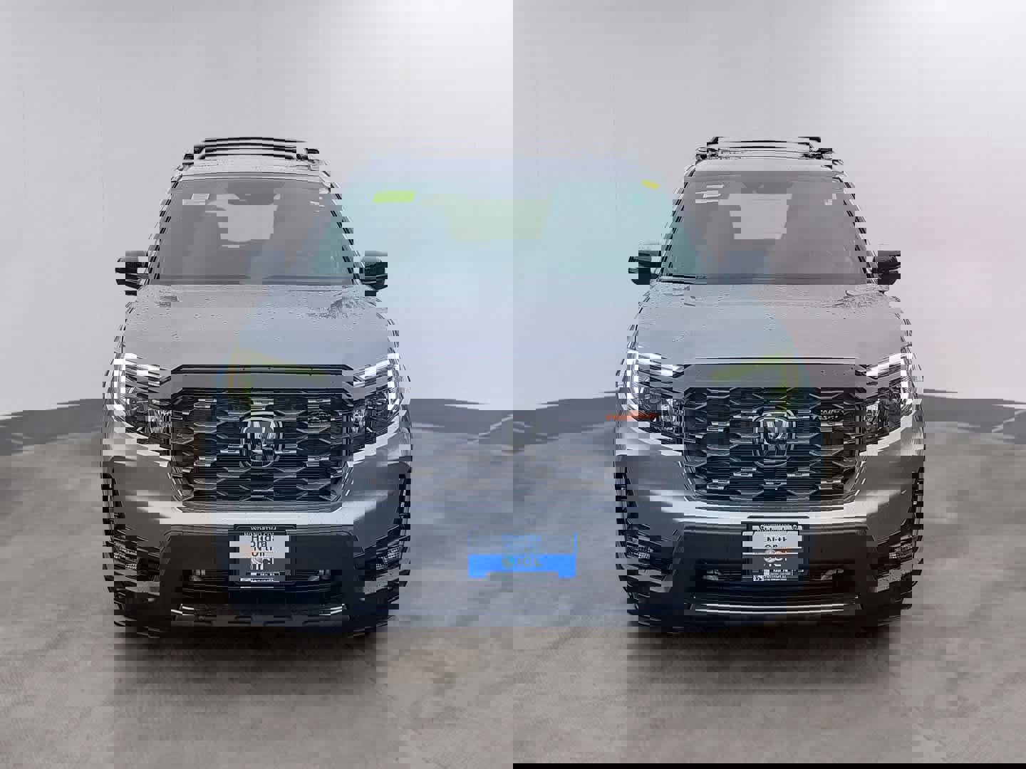 Used 2023 Honda Passport TrailSport image 2