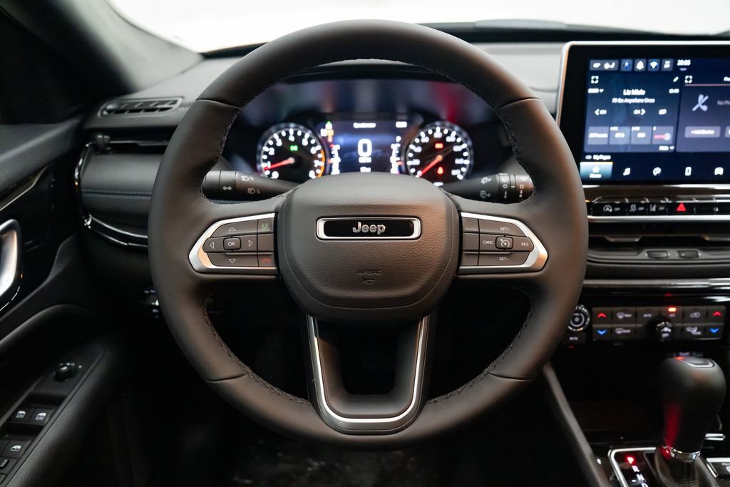 New 2026 Jeep Compass Latitude AWD/4WD image 14