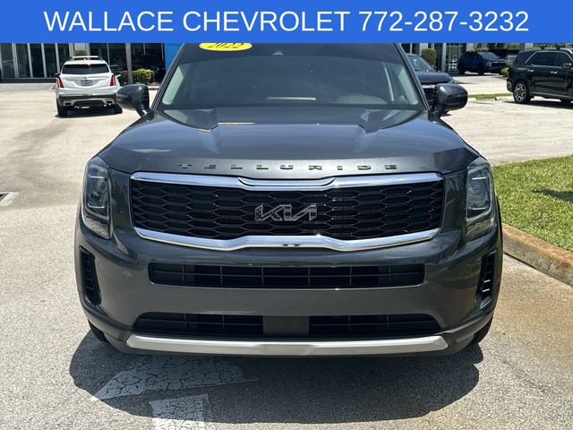 Used 2022 Kia Telluride LX FWD image 3