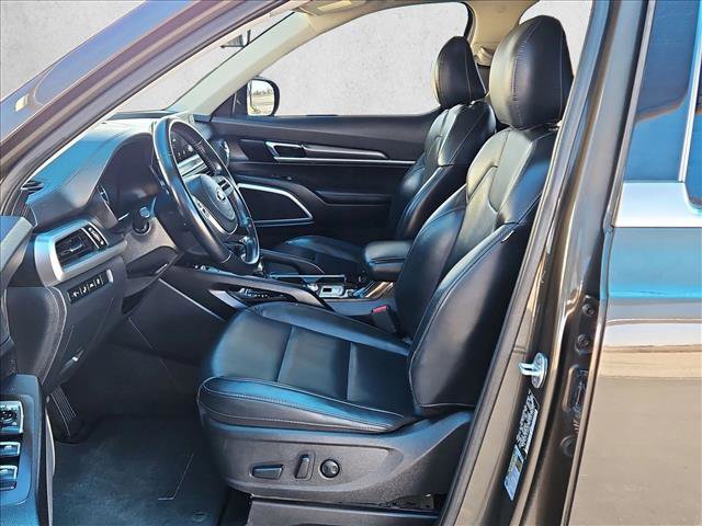 Used 2020 Kia Telluride S image 16