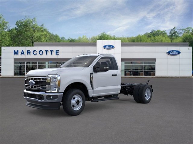 New 2025 Ford F350 XL w/ XL Chrome Package image 1