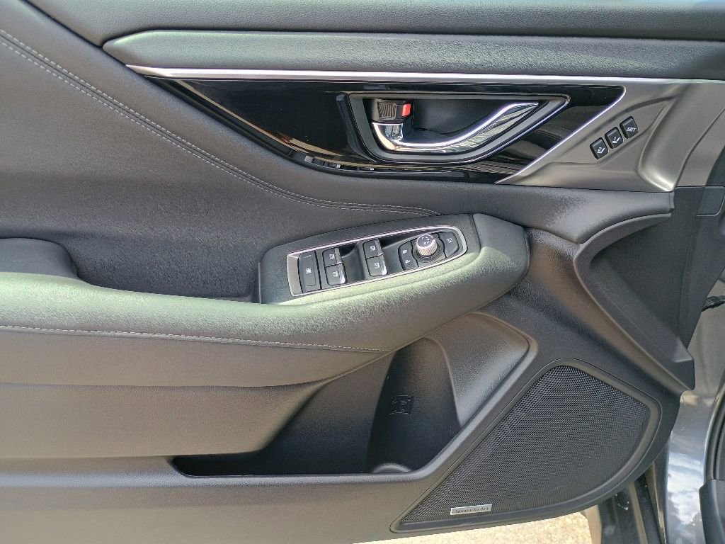 Certified 2023 Subaru Outback Touring XT AWD/4WD image 10