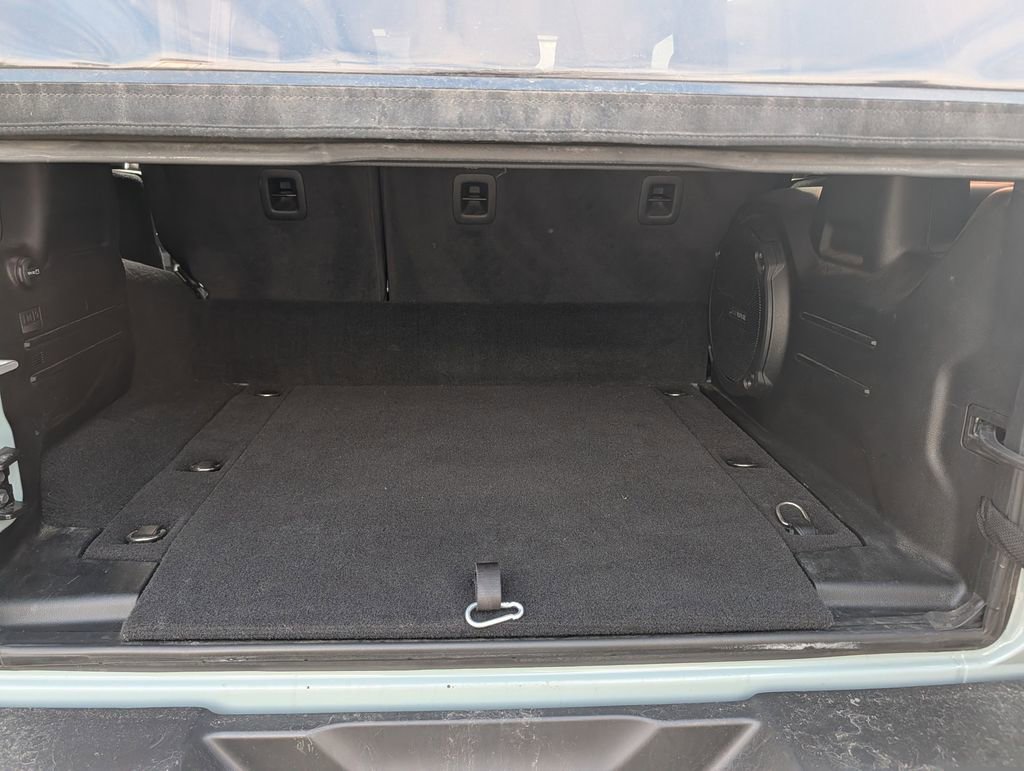 Used 2023 Jeep Wrangler Unlimited w/ Cold Weather Group image 12