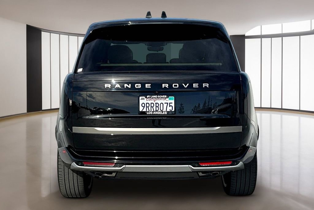 Certified 2025 Land Rover Range Rover SE AWD/4WD image 5